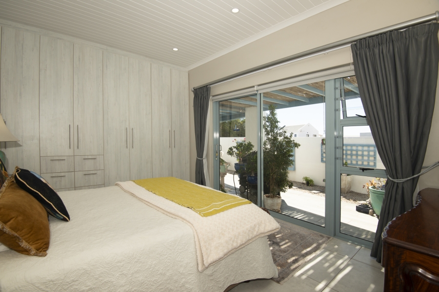 3 Bedroom Property for Sale in Blue Lagoon Western Cape